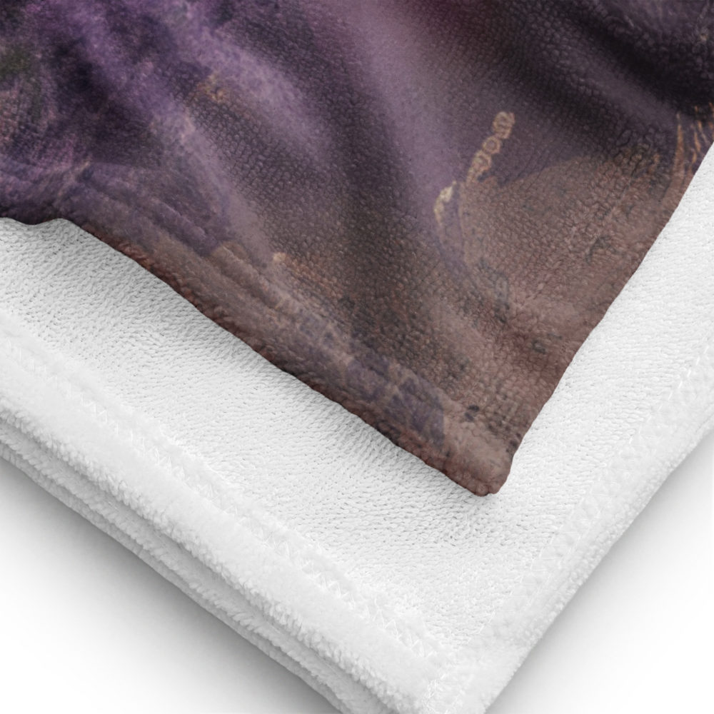 Magisches Badetuch, Strandtuch Lavendelfee – Magisch, weich und nur für dich Sonne auf der Haut, die Füße im Sand, ein sanfter Lavendelduft in der Luft, fehlt nur noch das perfekte Handtuch. Lavendelfee ist genau das. Weich, saugfähig, groß genug zum Ausstrecken und exklusiv nur hier erhältlich. Kein Massenprodukt, kein langweiliges 08/15-Handtuch, sondern ein echtes Unikat.