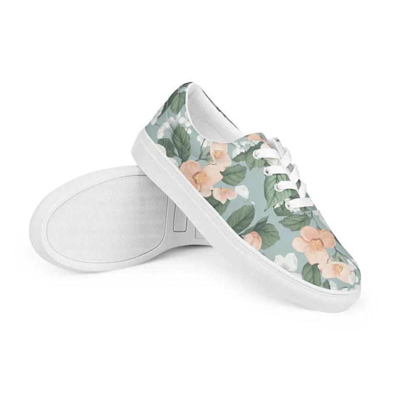 Girls Sommer Schnürsneaker – Finia Flower. Sommerlicher Sneaker mit Blumenprint auf Grün – exklusiv bei Frau Hippe, leicht & bequem, kein Mainstream, nur auf Bestellung gefertigt.