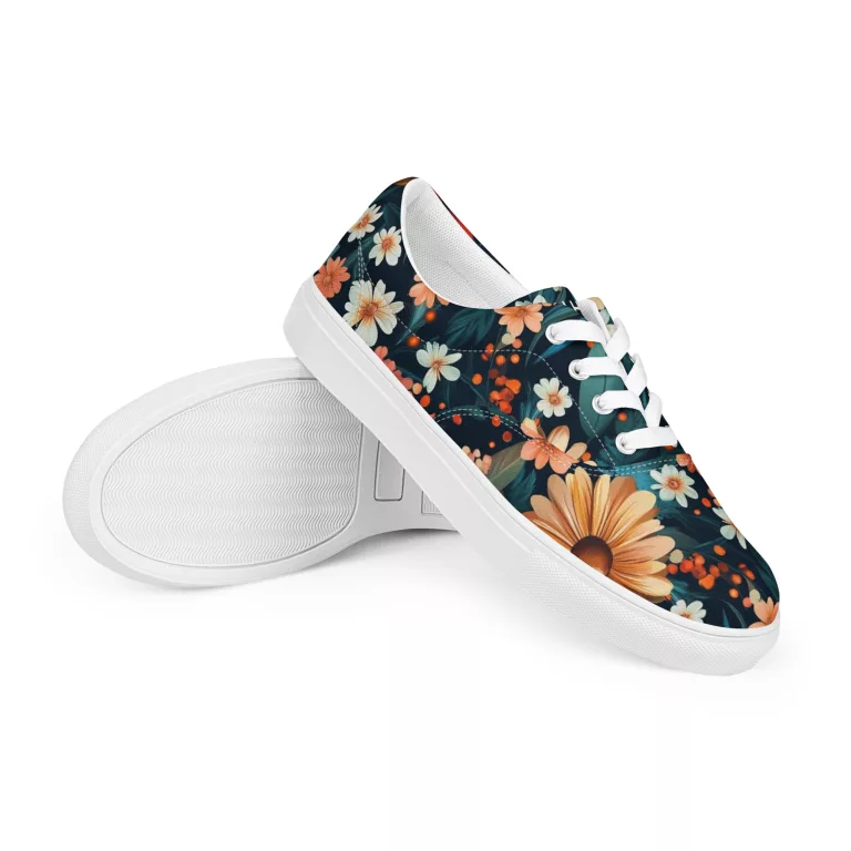 Entdecke den handgefertigten Sommer Sneaker Edda Blomsteråker – nachhaltig, bequem und stylisch für einen floralen Look im Sommer!